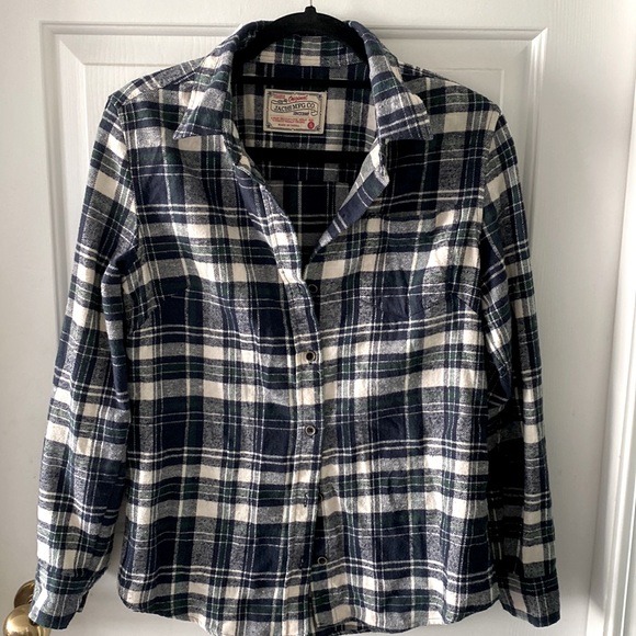 Flannel. Size small. Gently worn. - Picture 1 of 1